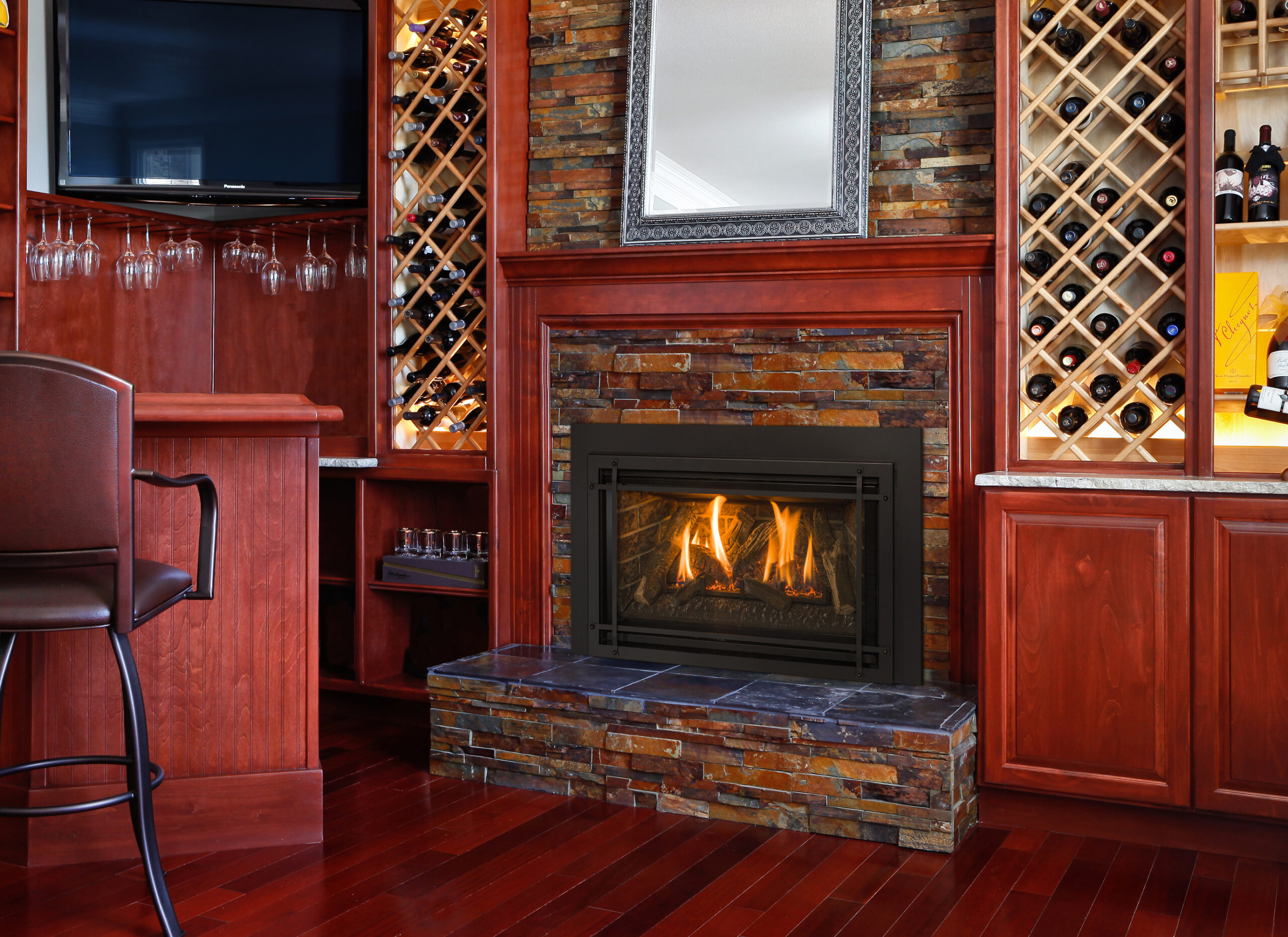 Chaska29-LOG-Bar