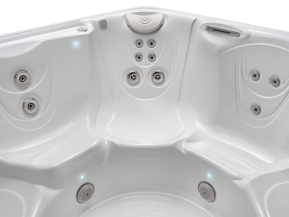 caldera-spas-vacanza-series-vanto-model-arcticwhite-detail-desktop